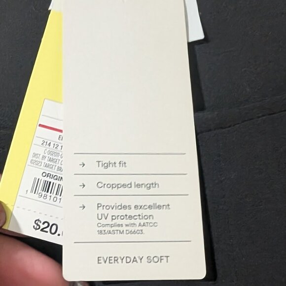 All In Motion | Everyday Soft Cropped Long Sleeve Top In Black - Picture 9 of 13